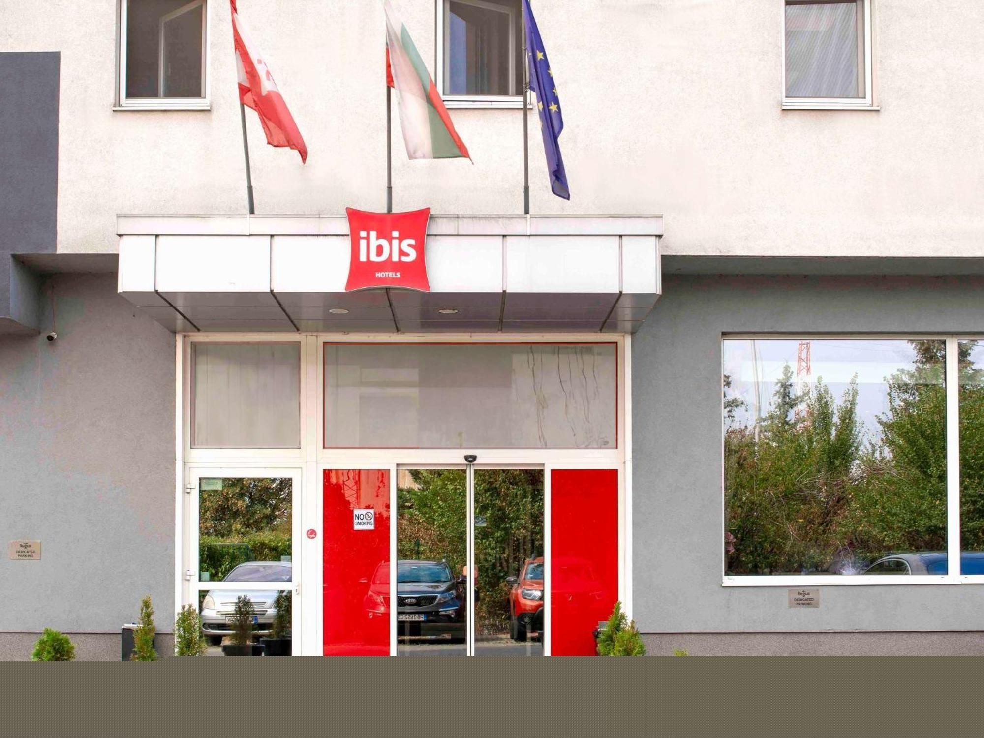 Ibis Sofia Airport Hotel Экстерьер фото